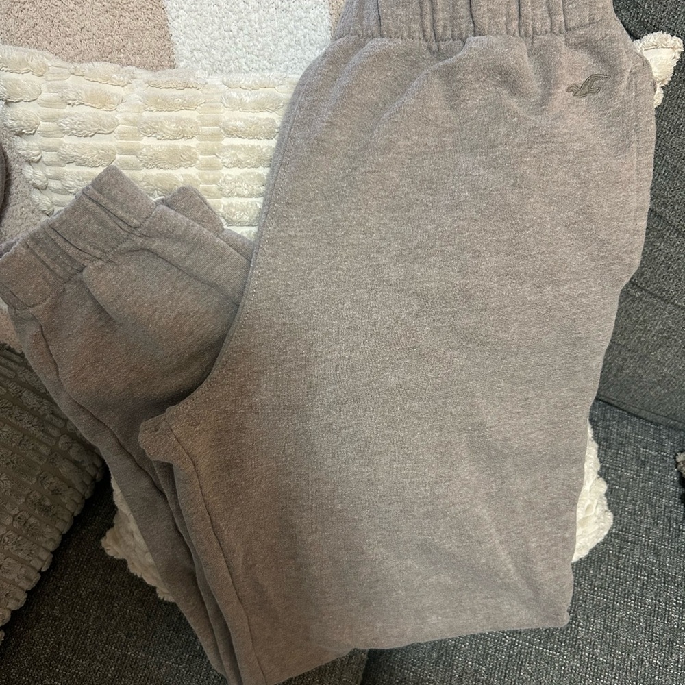 Hollister Sweatpants!!